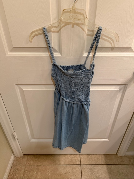 American Eagle Outfitters Dresses & Skirts - American Eagle Outfitters Light Blue Denim Smocked Sundress